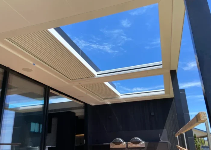 Retractable louvers 01