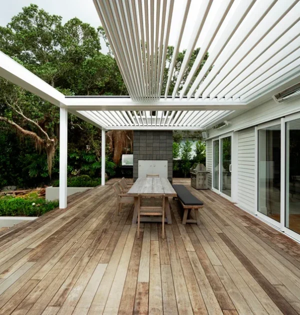 Takapuna_Retract_lr_2_950x