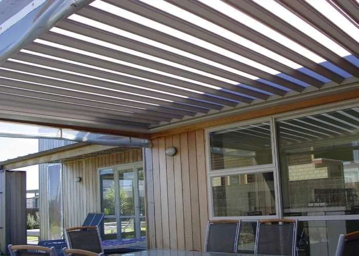 translucent louvers 10